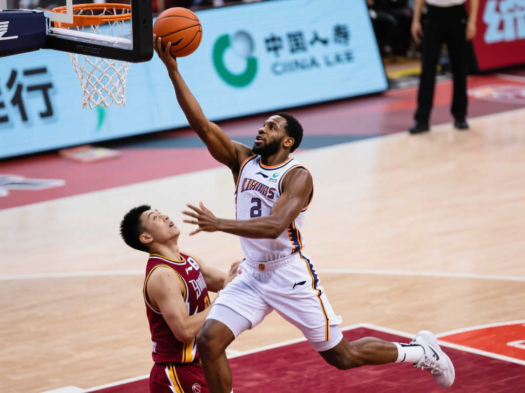 邊鋒來填補 邊鋒來填補